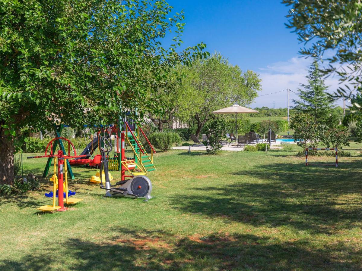 Holiday Home Bozac - Voj100 By Interhome Vodnjan Bagian luar foto