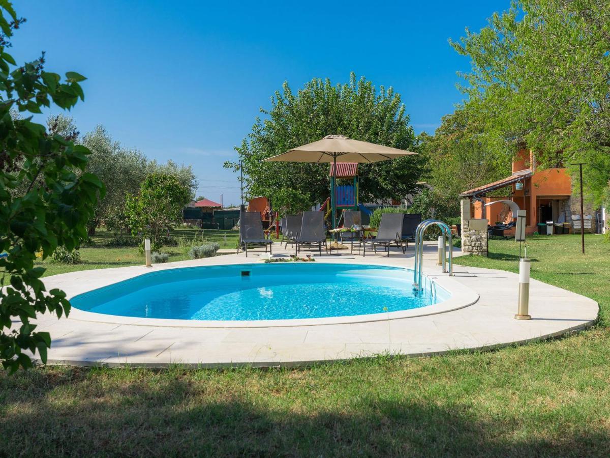 Holiday Home Bozac - Voj100 By Interhome Vodnjan Bagian luar foto